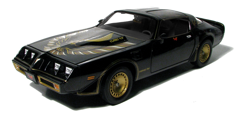 1/18   SMOKEY & THE BANDIT 2 1980　PONTIAC TRANS AM 　18-145