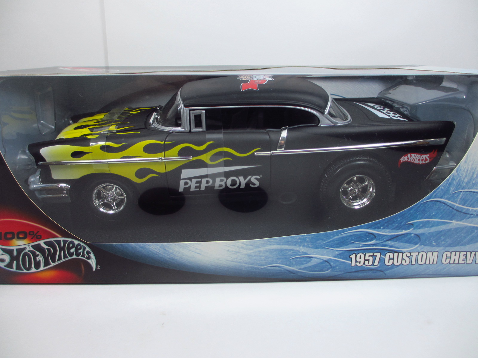 1/18　Hot Wheels  1957 Custom Chevy 　Pep Boys 　 18-104