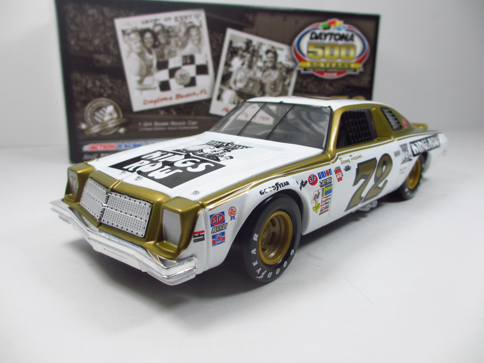 1/24 ACTION  #72 1975 Chevy Malibu Kings Row 24-37