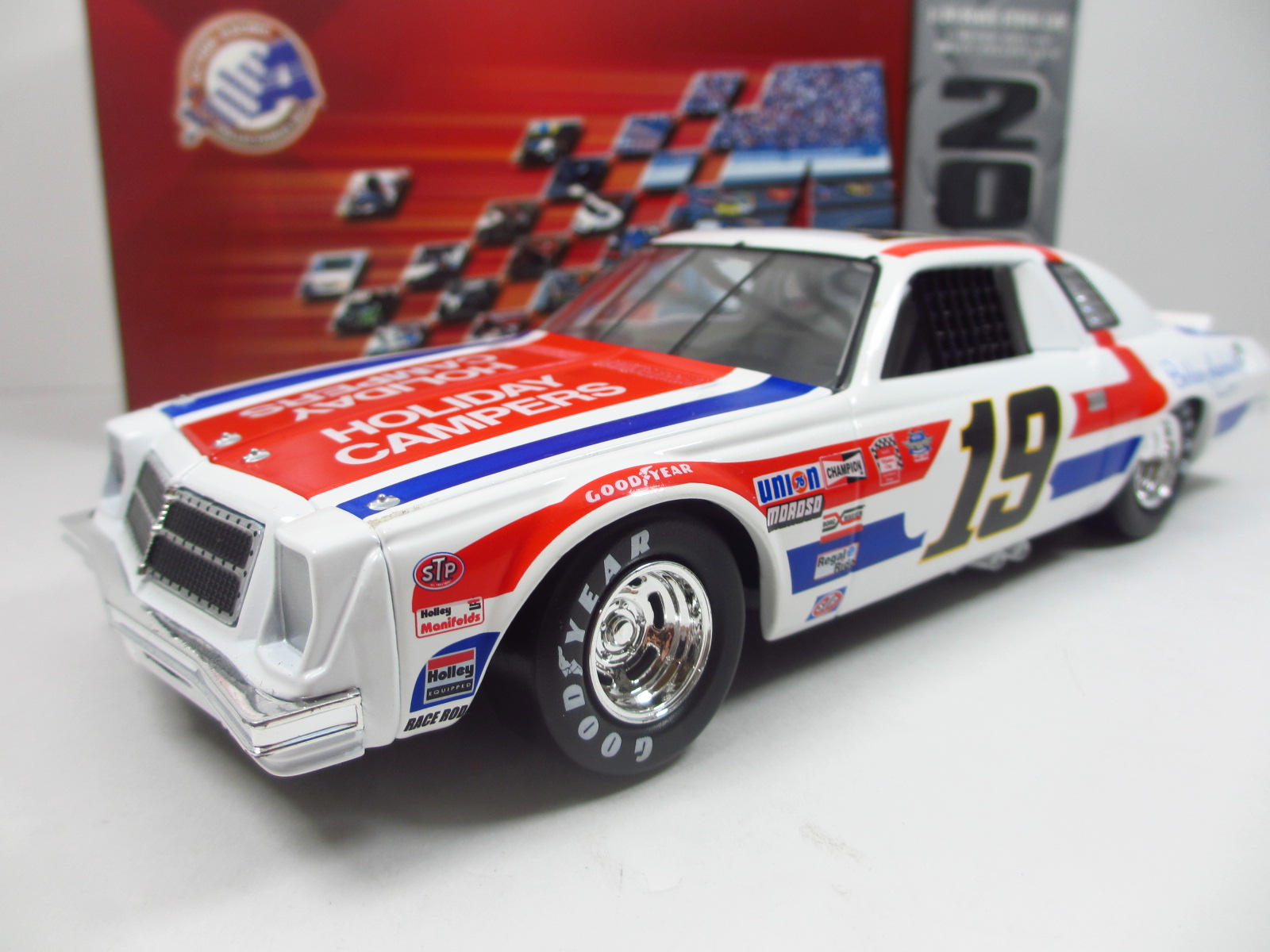 1/24 ACTION  #19 DALE EARNHARDT  Belden Asphalt   1977 Chevy Malibu  24-48
