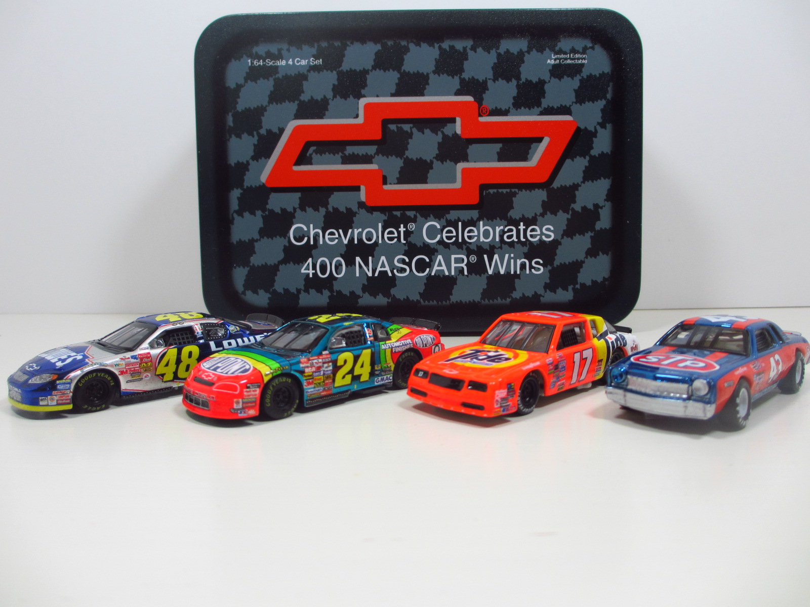 Action　1/64　Chevy 400 Win 　  4set    64-39