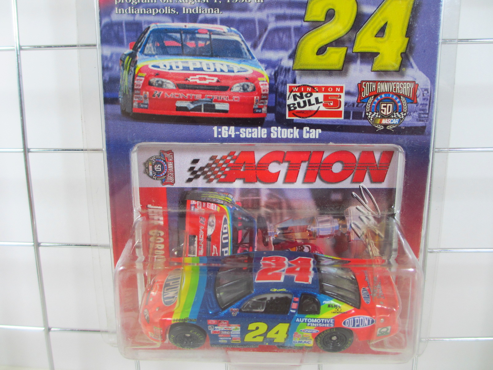 1/64 Action  1998  Jeff Gordon #24 Dupont   64-44