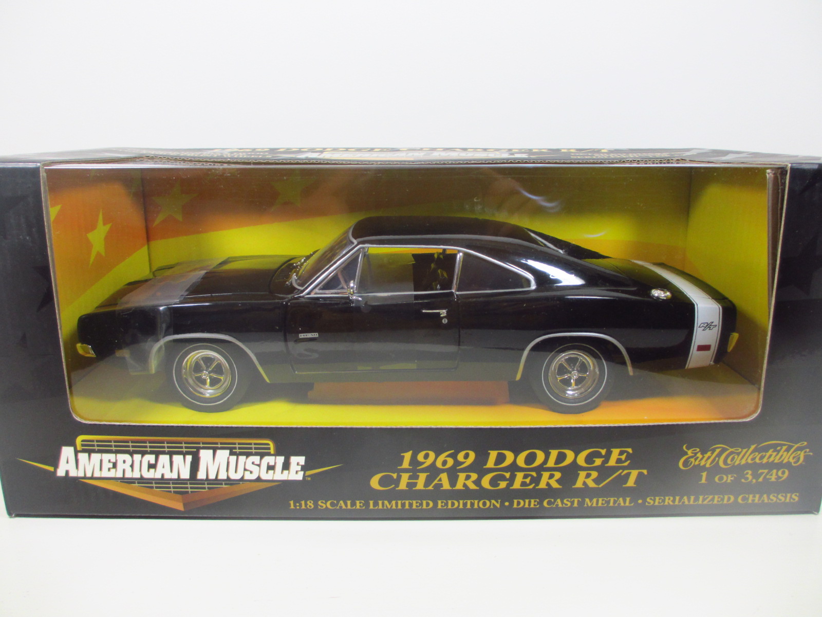 1/18  ERTL　1969 Dodge Charger R/T 　ダッチ　チャージャー　黒　　18-162