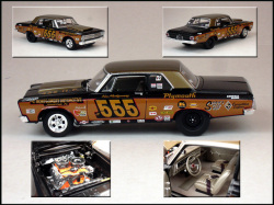 1/18　HWY 61   1965 Plymouth HEMI Belvedere 555　18-16
