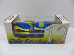 1/64　ACTION　1975　DALE EARNHARDT   #8 RPM DODGE　64-22
