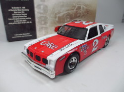 1/24 　ACTION  #2 Dale Earnhardt 1980 Coke Pontiac Ventura　24-34