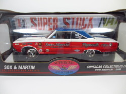 1/18　HIGHWAY 61  1967 PLYMOUTH  BELVEDERE　SOX & MARTIN　ベルベデア　18-24