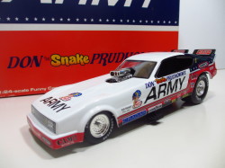 1/24　Don the Snake 1978 Plymouth Arrow ARMY Funny Car 　24-77