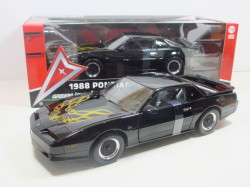 1/18   1988　 PONTIAC FIREBIRD TRANS AM 　GTA　　18-146