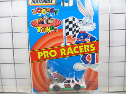 1/64　Matchbox　　Pro Racers 　Wile E. Coyote　コヨーテ　64-58