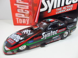 1/24 ACTION　 1998　Tony Pedregon  Castrol Syntec FUNNY CAR  24-95