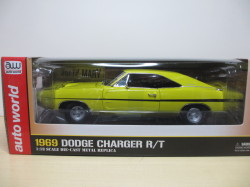 1/18  1969　Dodge Charger RT　Dirty Mary Crazy Larry　ダッチ　チャージャー/　ダーティー　メリー　クレイジー/ 　18-194