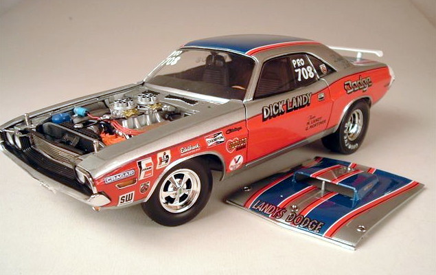 ジャンク 1/18Dodge Challenger AUTOart 1:18 Dodge Challenger R/T Scat Pack Shaker Widebody