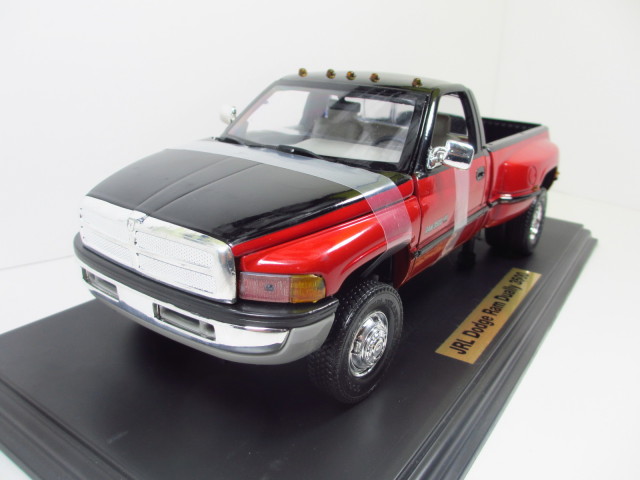 1/18 Dodge Ram dually ダッチ ラム