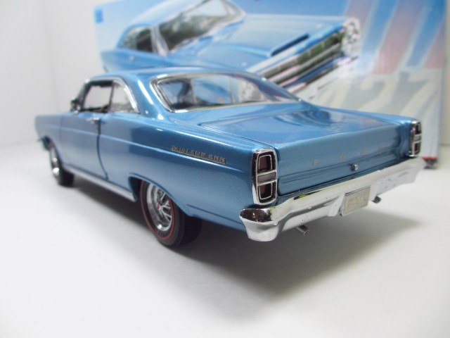 1/18 GMP 1967 Ford Fairlane 500 Blue
