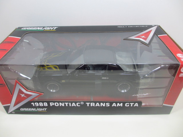 1/18 1988 PONTIAC FIREBIRD TRANS AM GTA