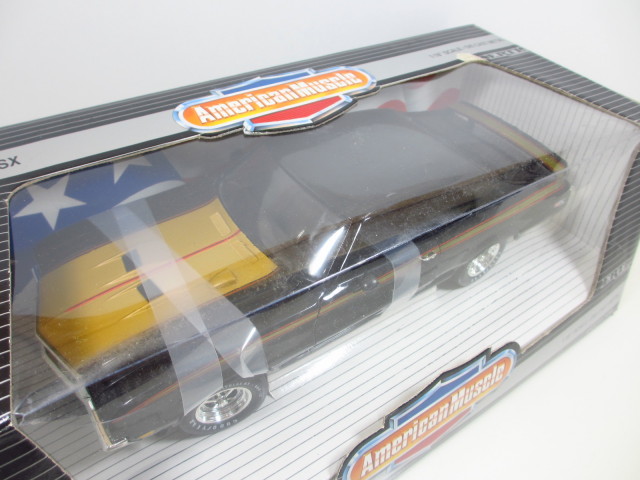 1/18 ERTLアメリカンマッスル1971 BUICK GSX