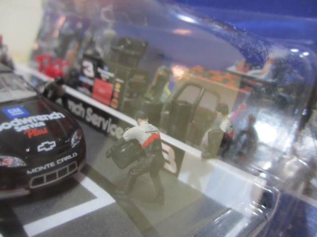 1/64 WINNER'S CIRCLE DALE EARNHARDT GM Goodwrench ジオラマ