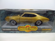 1/18  ERTL  1969 OLDSMOBILE 442   W-30   18-185