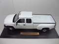 1/18　Chevrolet Silverado 3500  Dually 　デューリー　18-106