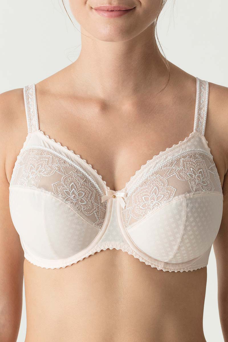 在庫△プリマドンナ　PRIMA DONNA　LOTUS ロータス　 コンフォートブラジャー