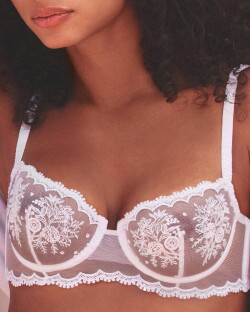 新色　Simone Perele　シモーヌ ペレール　Intrigue　ハーフカップブラ