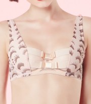 シャンタルトーマス