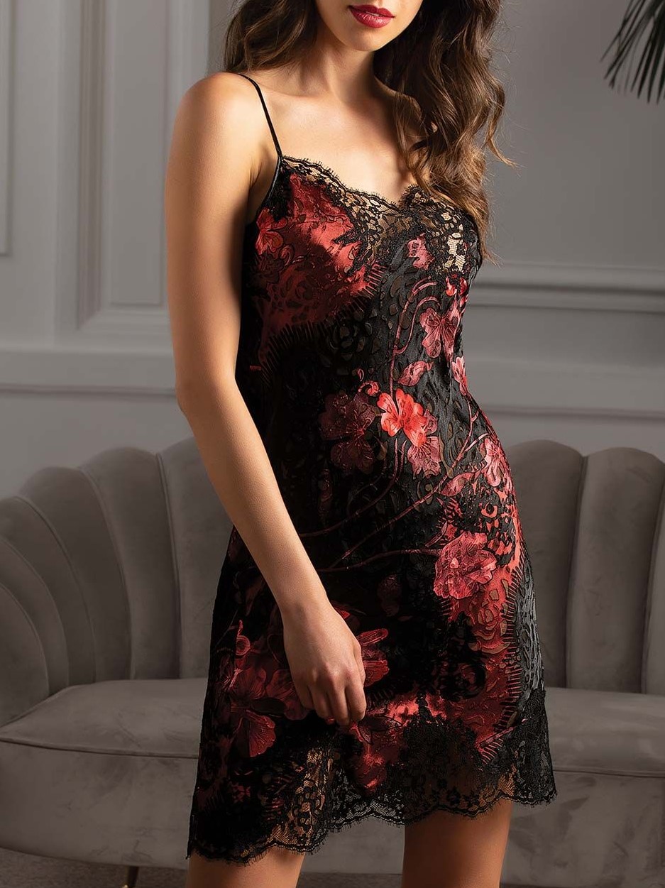 LISE CHARMEL　リズシャルメル　SOIREE LIBERTINE　自由な夜　シルク混　スリップ