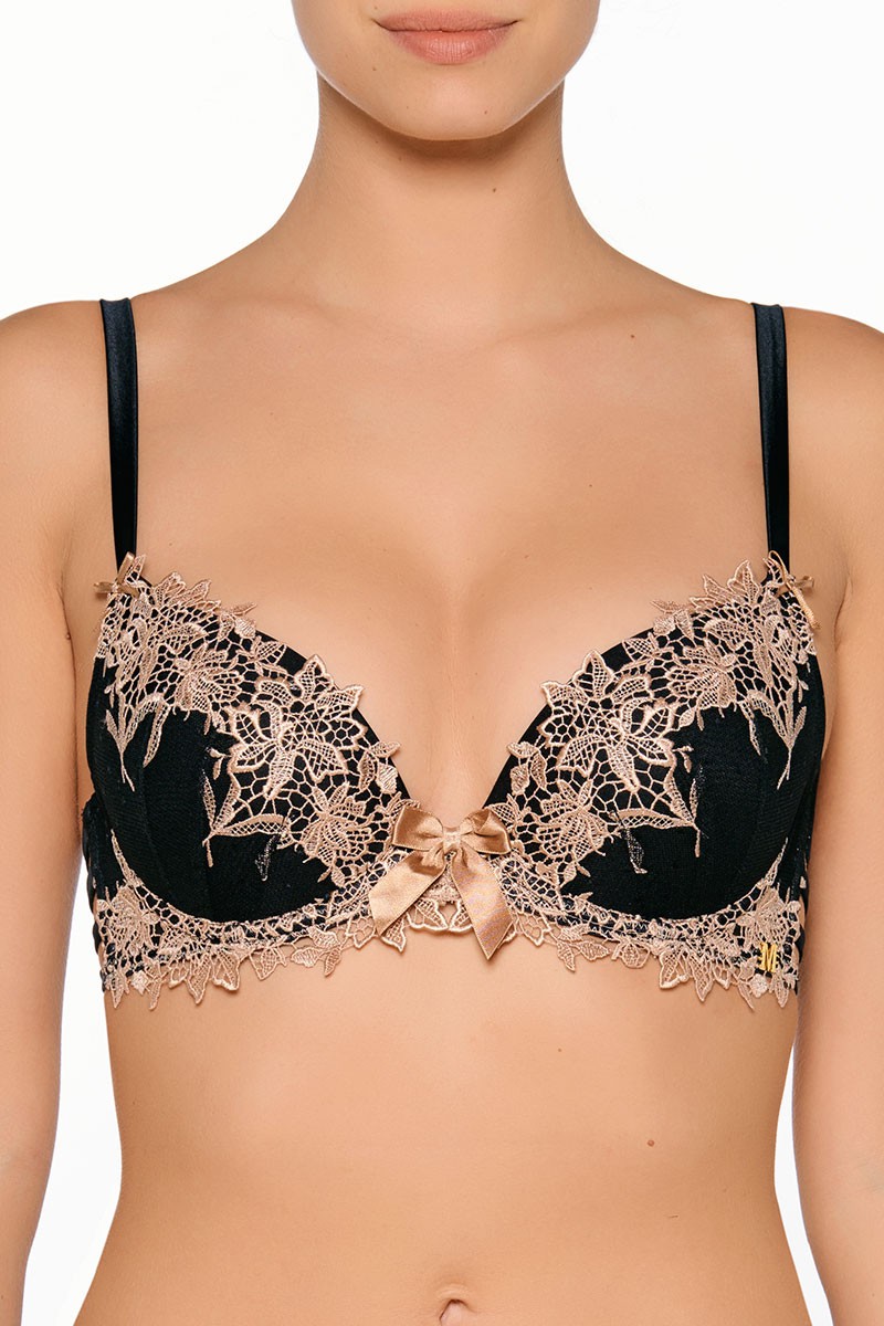 在庫△最終セール　ミレシア　MILLESIA　DＥSIR　デジール　　プッシュアップブラジャー