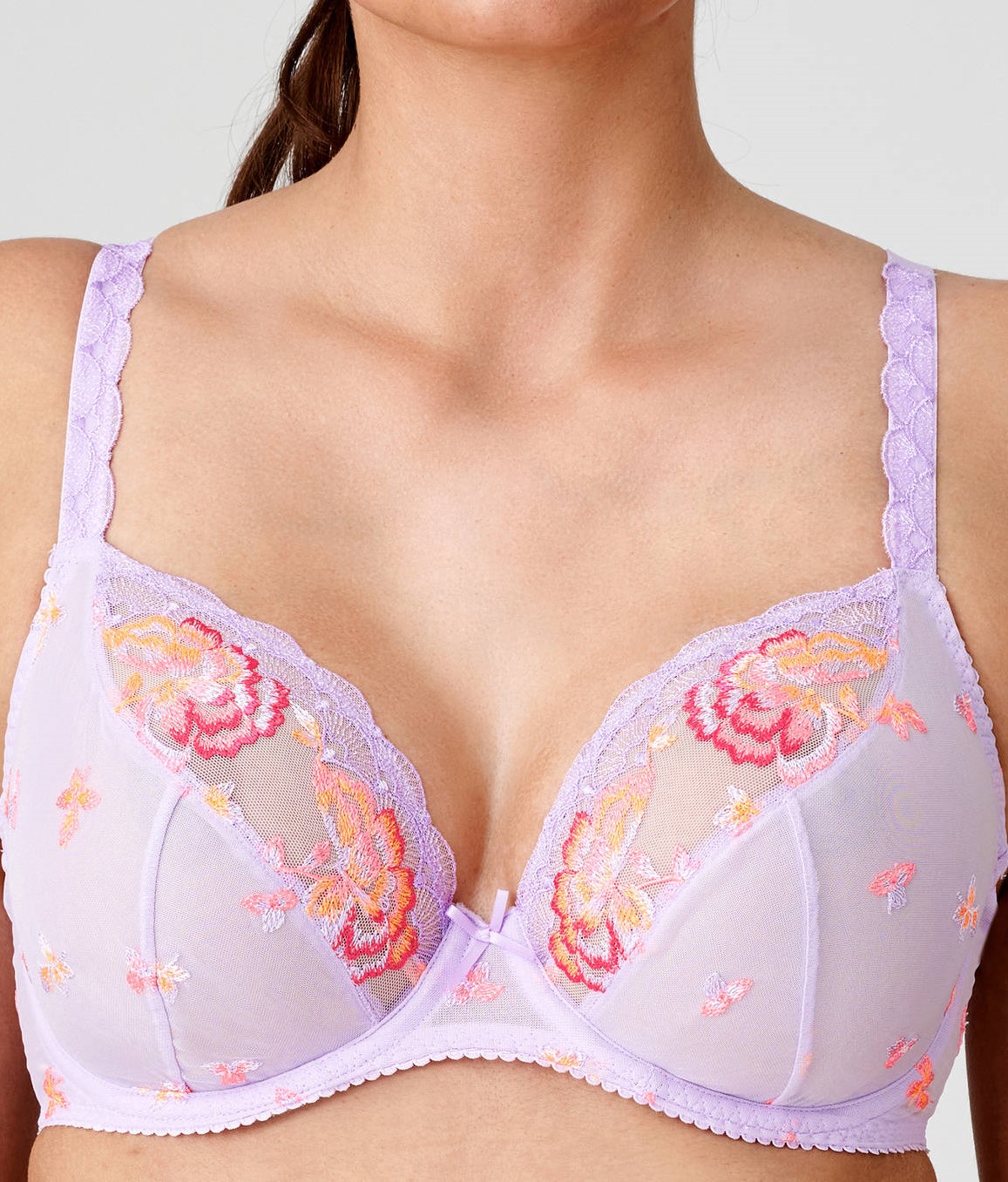 新色　プリマドンナ　PRIMA DONNA　Palace Garden　ディーププランジブラジャー（D～G