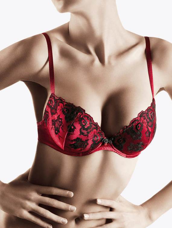 最終在庫セール　Aubadeオーバドゥ　FD PRECIEUX AMOUR　プレシューアムール 　モールドカップブラジャー