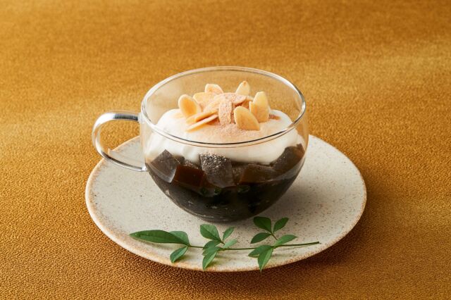 亀ゼリーカプチーノ仕立て