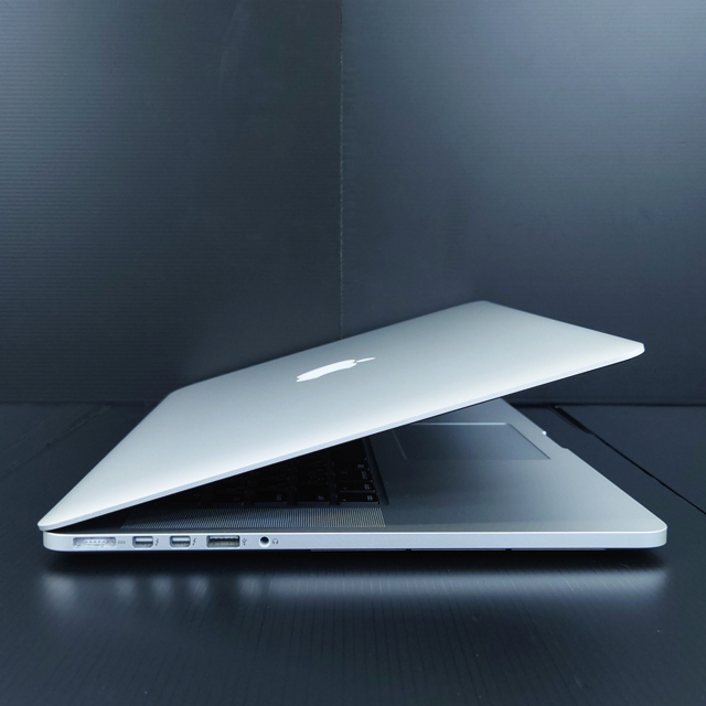 Mac Book pro Retina15インチ Early2013