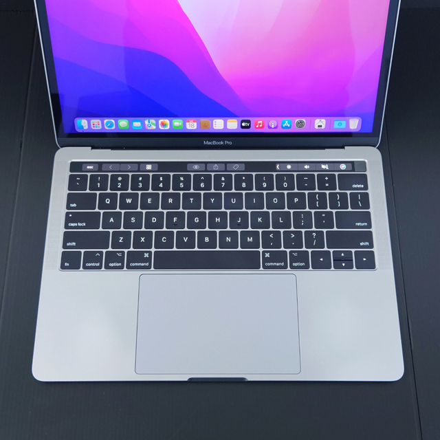 現品撮影 Apple MacBook Pro A1706 (13-inch, 2017, Four Thunderbolt 
