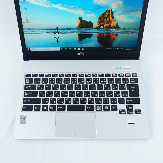 ライフブック LIFEBOOK S904/J 富士通