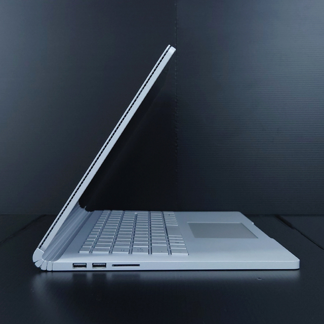 現品撮影 Microsoft Surface Book2 Model:1832 (HNM-00012) 通販 液晶 