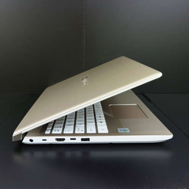 現品撮影 東芝 dynabook AZ66/MG 通販 フルHD液晶16.1型 中古ノート 