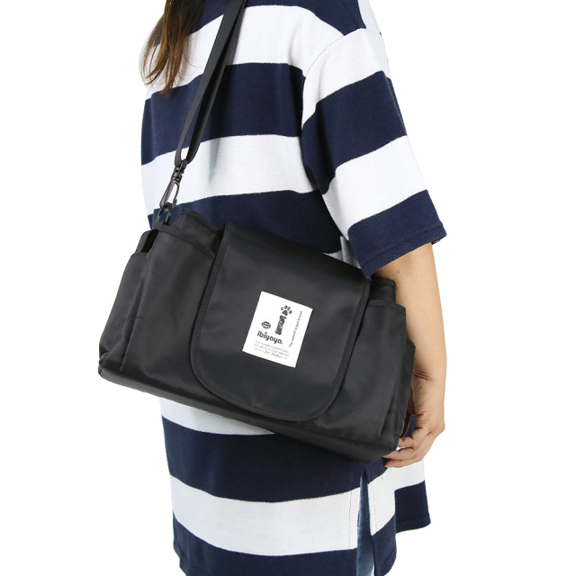 Ibiyaya ベビーカー ストローラー オーガナイザー 犬の散歩用に設計 ブラック イビヤヤ FP0032-B