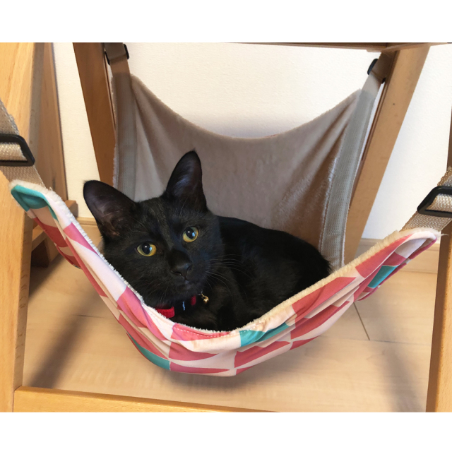 猫 キャットハンモック 温冷リバーシブル生地 東洋ケース 使用イメージ