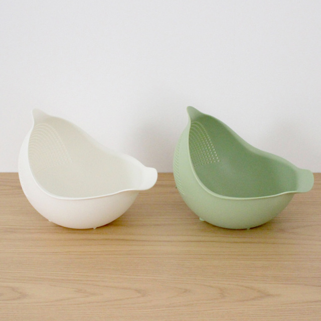 トリの水切りボウル Mサイズ グリーンとホワイトの２色 MARNA マーナ