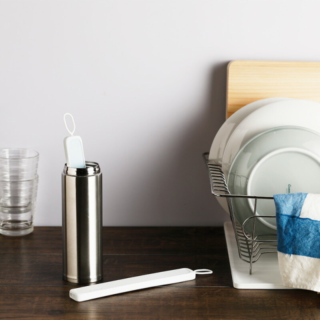 エコカラット ボトル乾燥スティックの使用例 ECOCARAT 珪藻土の約5倍の吸・放湿量