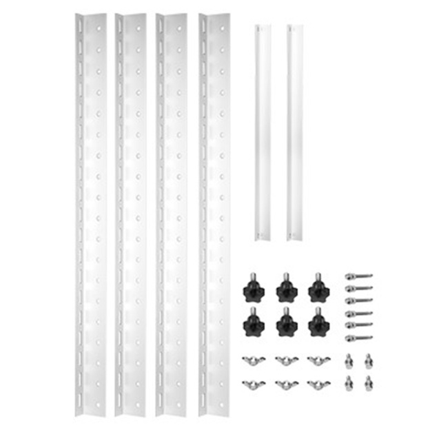 ソーラーパネル架台(アルミ製マウントブラケット)の部品を並べた状態 真上から撮影