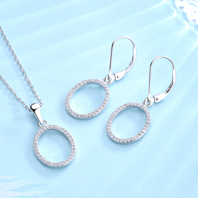 ネックレス・ピアスセット オーバルデザイン ペンダント ピアス シルバー925 モチーフ全体