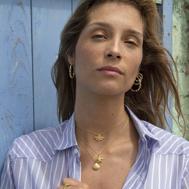 MESH マリーゴールド＆パール ネックレス 装着イメージ 18Kゴールドコート シルバー925 ポルトガル直輸入 Gold Necklace
