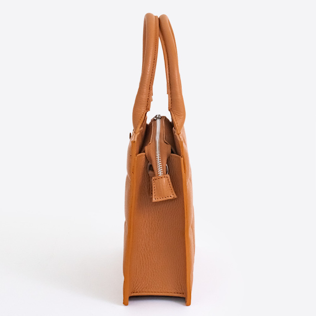 Bellini 本革 キルティングハンドバッグ 側面 タン イタリア製レザー 牛革 ベリーニ レディースBAG LC780G