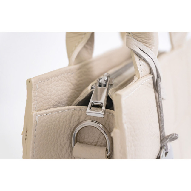Bellini 本革 キルティングハンドバッグ ファスナー部アップ クリーム イタリア製レザー 牛革 ベリーニ レディースBAG LC780G