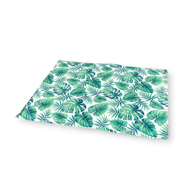 ibiyaya イビヤヤ FP0029 犬用 ひんやりマット 斜め正面