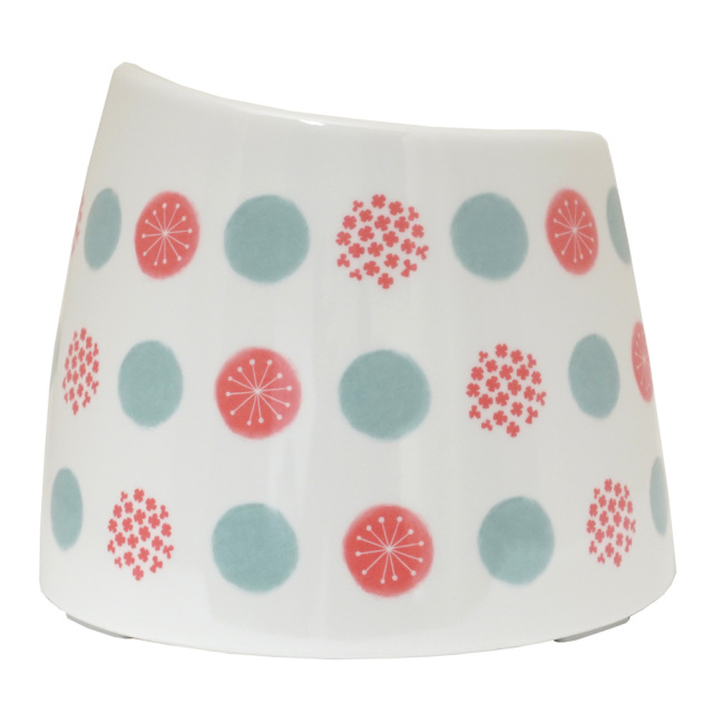 ワンちゃんの高さがある食器 犬用フードボウル SS 水玉柄 別角度撮影