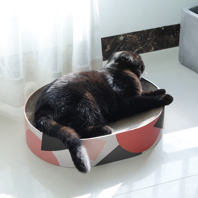 猫用 爪とぎダンボールベッド ソファ 楕円形 HEBENA 使用風景