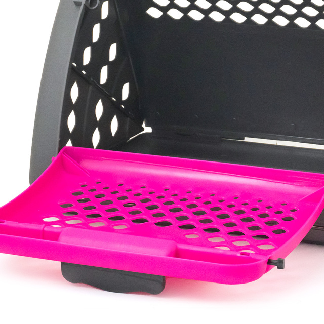 折りたたみペットキャリー ハードケース ピンク 内部の拡大イメージ